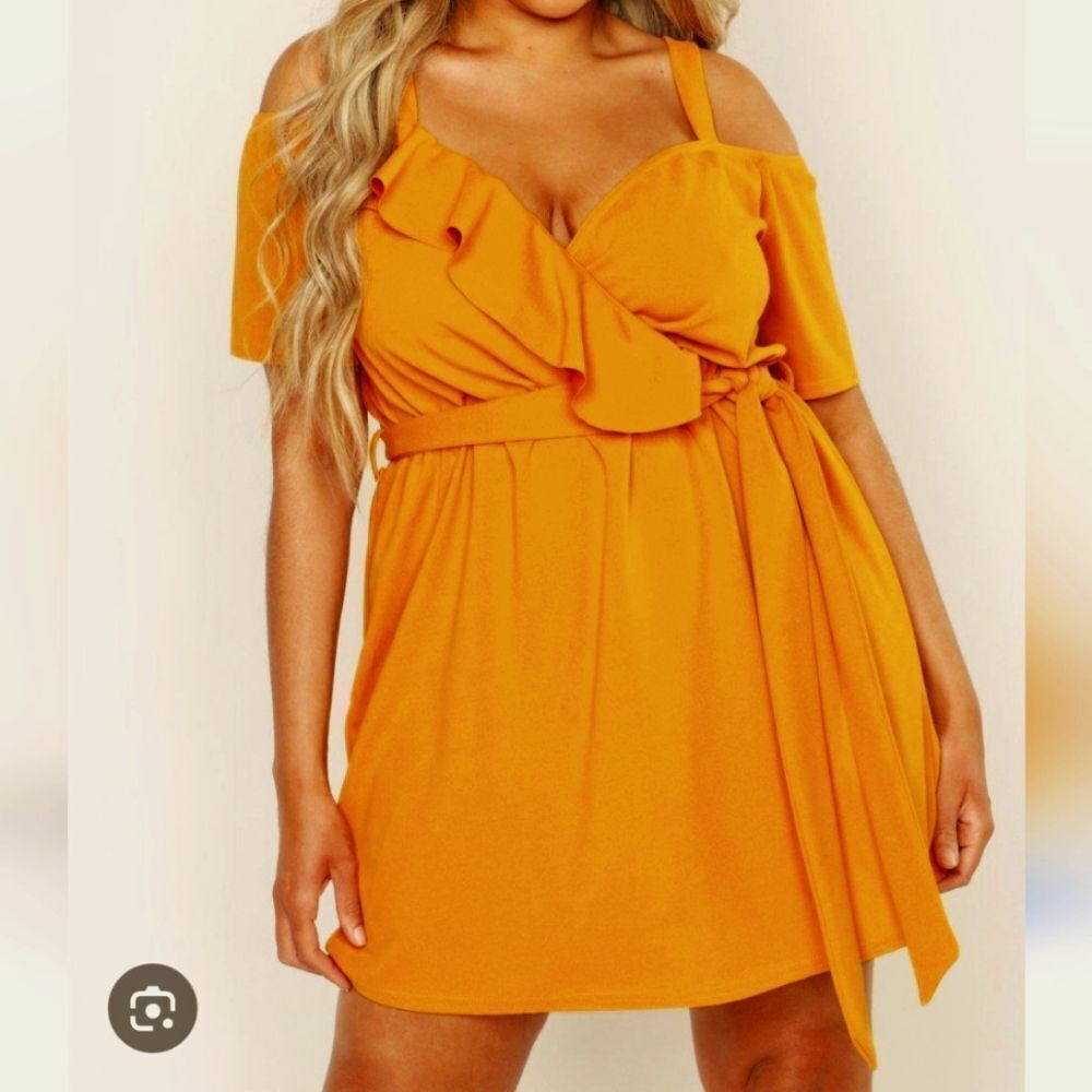 Boohoo Orange Ruffled Tie Front Sundress Sunny. Coastal Cowgirl. Bright